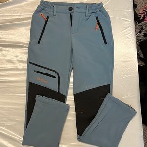 postropaky blue and black ski snow pants. 0-short. never been worn.